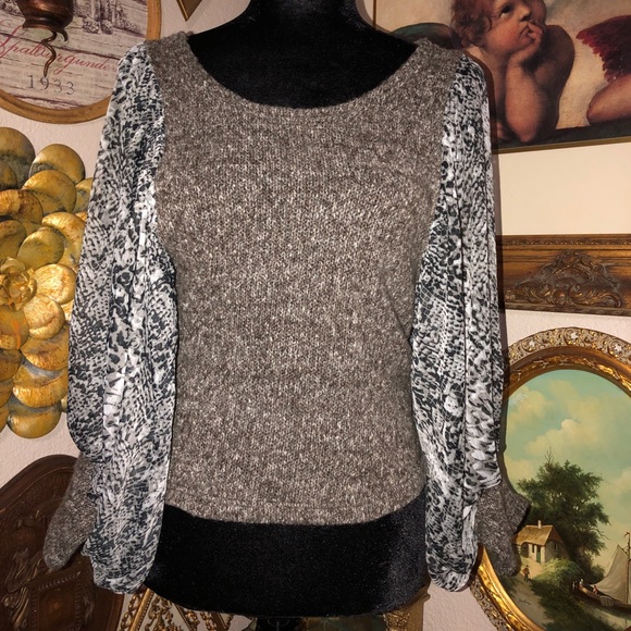 PREOWNED HENDI SZ S Brown Knit Top see through puffy snake print sleeves - Picture 2 of 7